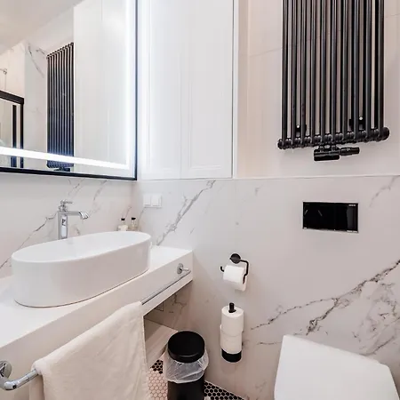 Appartement Kosciuszki - Parking, Aircon, Location - By Rentujemy Cracovie